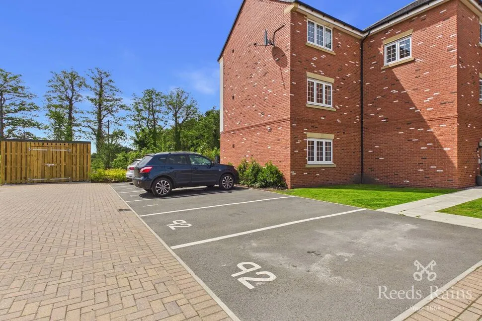 Ormiston Way, Congleton, Cheshire, CW12, photo 2