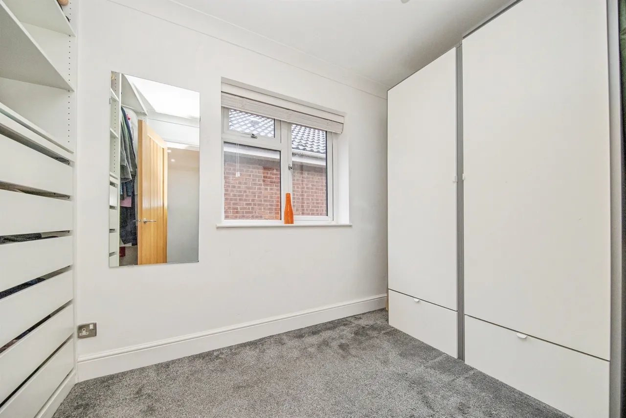 Berechurch Hall Road, COLCHESTER, photo 11