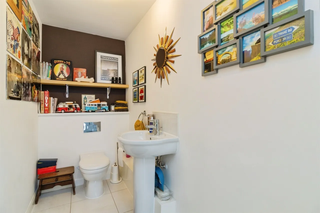Amethyst Drive, Teignmouth, TQ14, photo 16