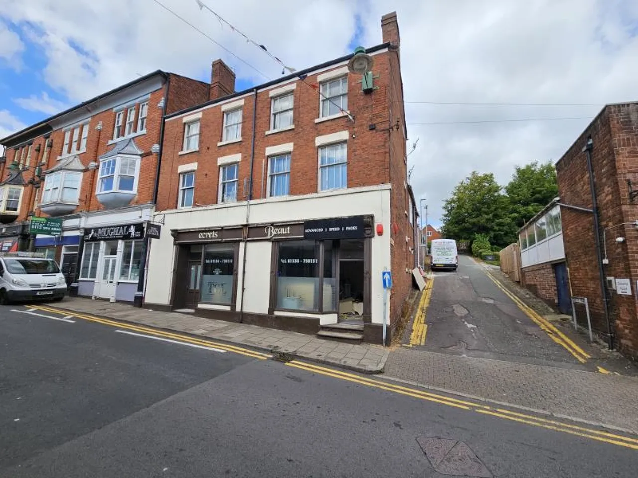 uk to rent — 6 High Street, Cheadle, Stoke On Trent, Staffordshire, ST10 1AF, UK