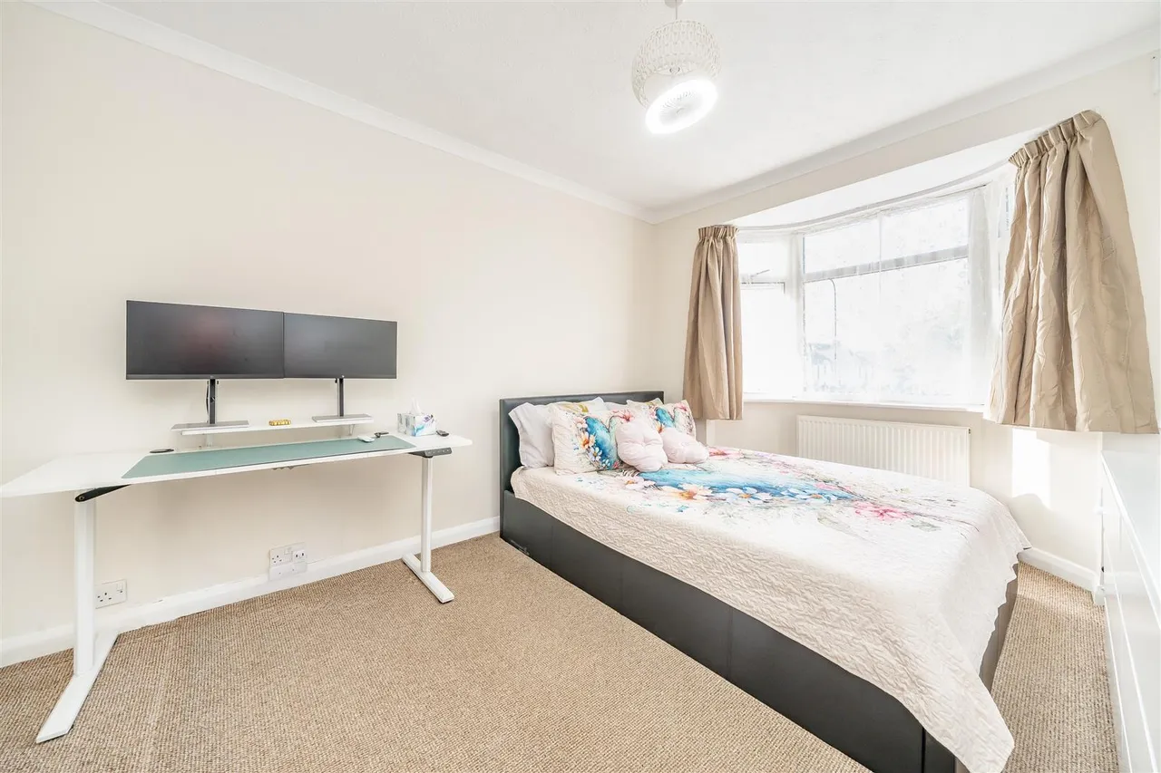 West End Road, Ruislip, HA4, photo 5