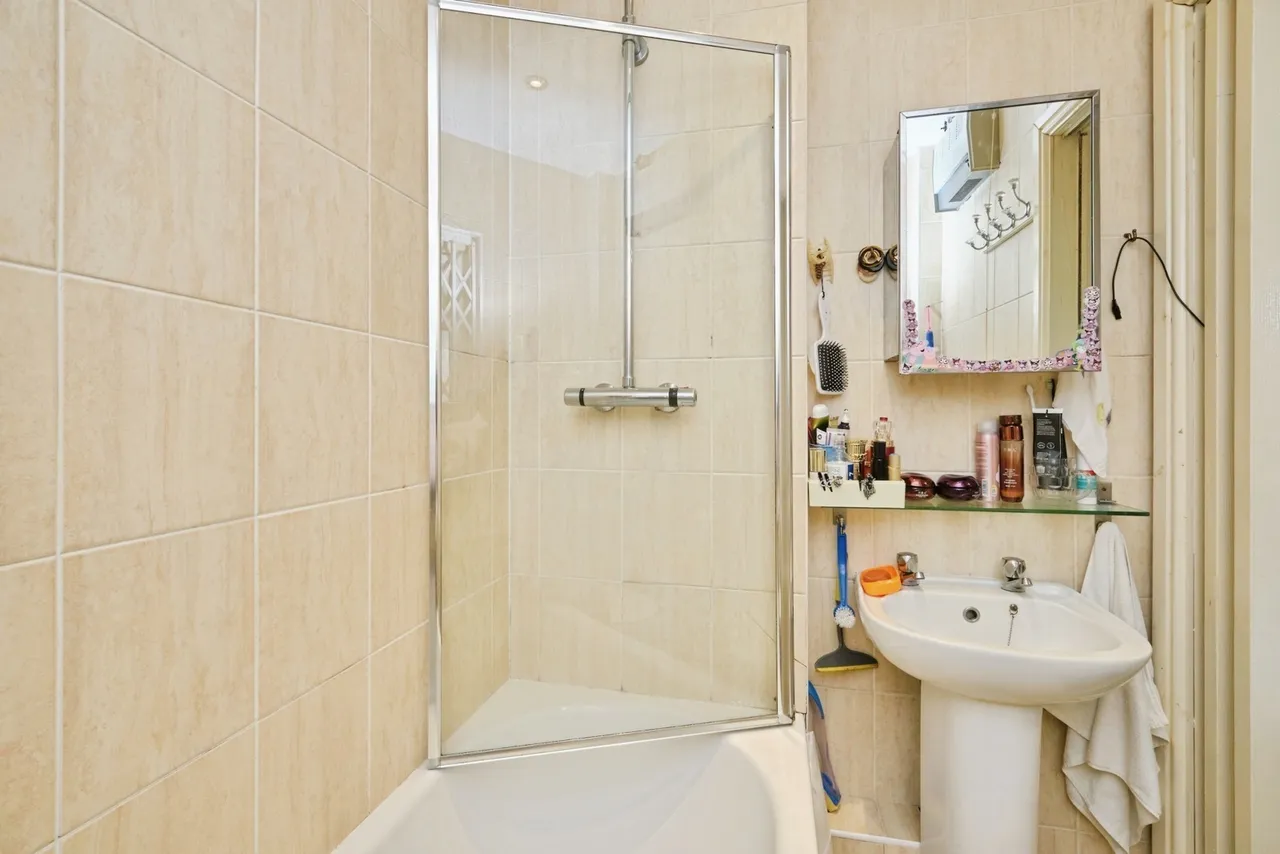Fernhill Grove, Birmingham, B44, photo 7