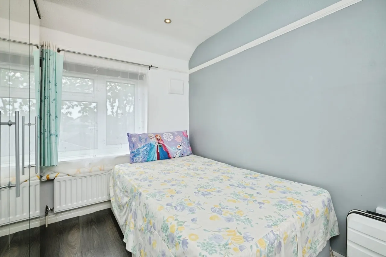 Fernhill Grove, Birmingham, B44, photo 15