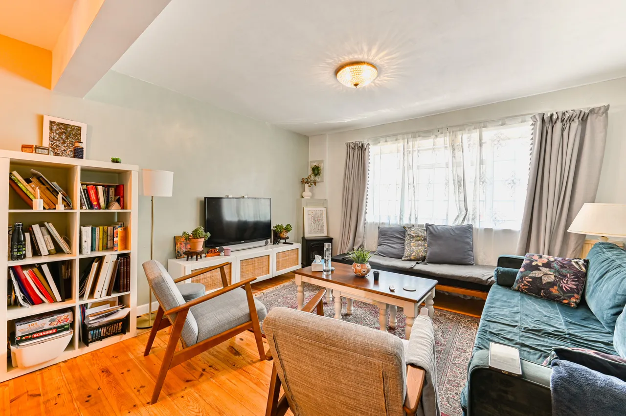 9 Taylors Green, London, photo 4