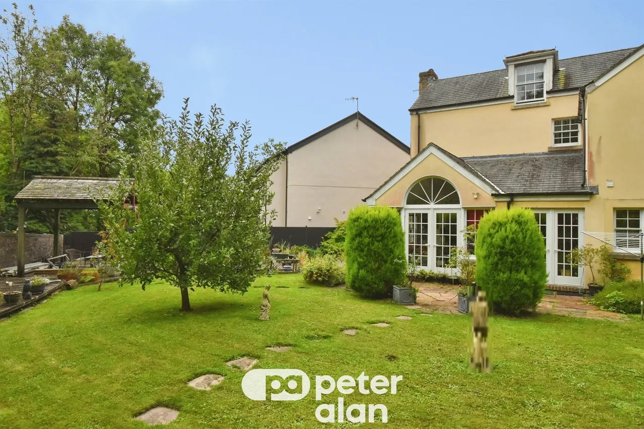 Gwaelodygarth Lane, Merthyr Tydfil, CF47, photo 31