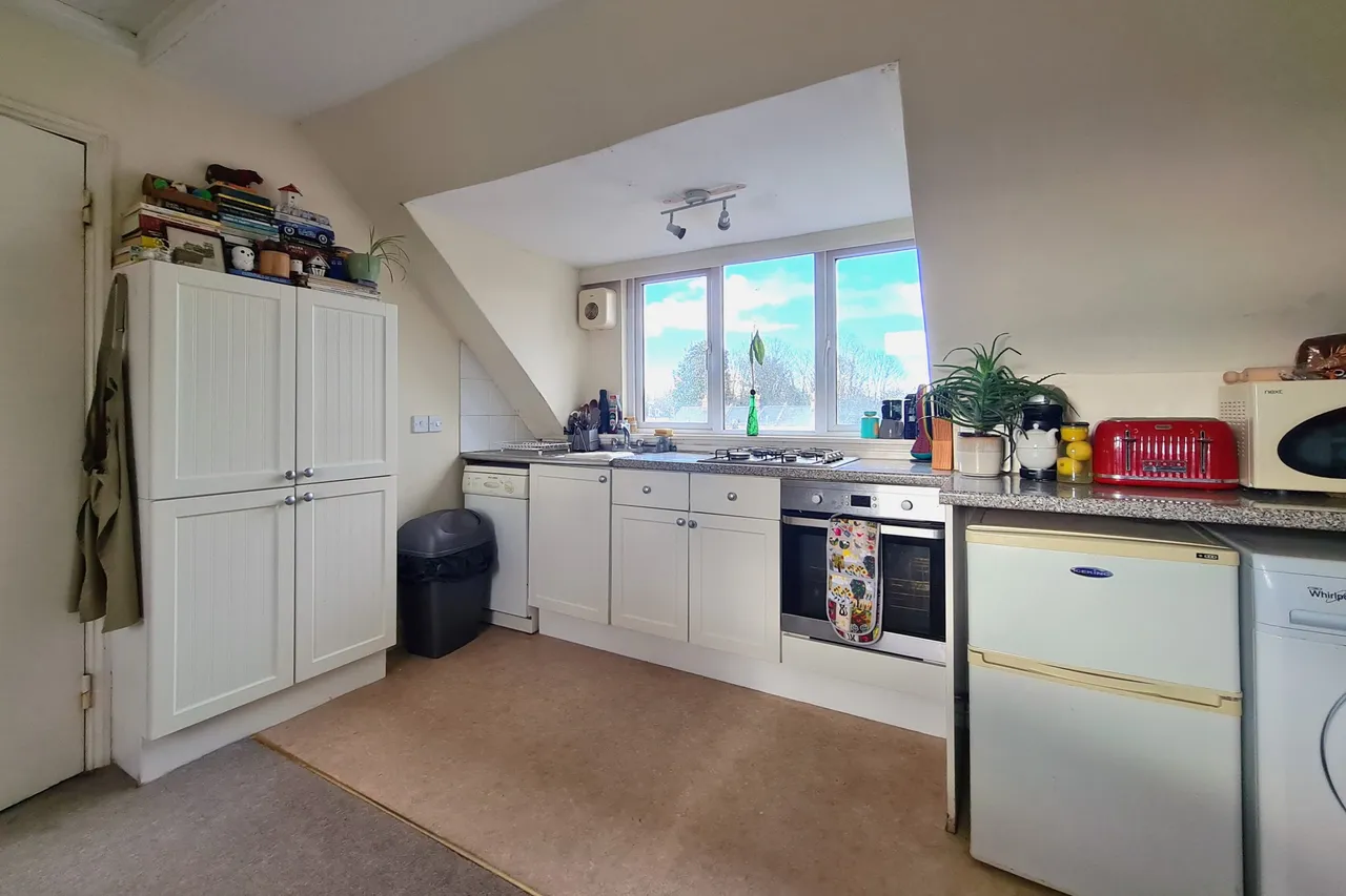 Victoria Road, Cirencester, GL7, photo 11