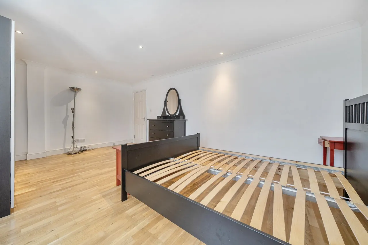 Lansdowne Place, SE19, photo 9