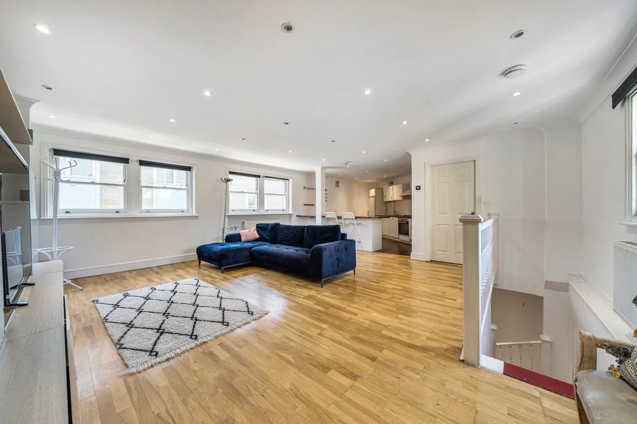 Lansdowne Place, SE19, photo 17