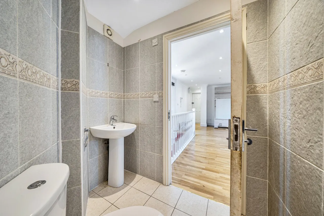Lansdowne Place, SE19, photo 15