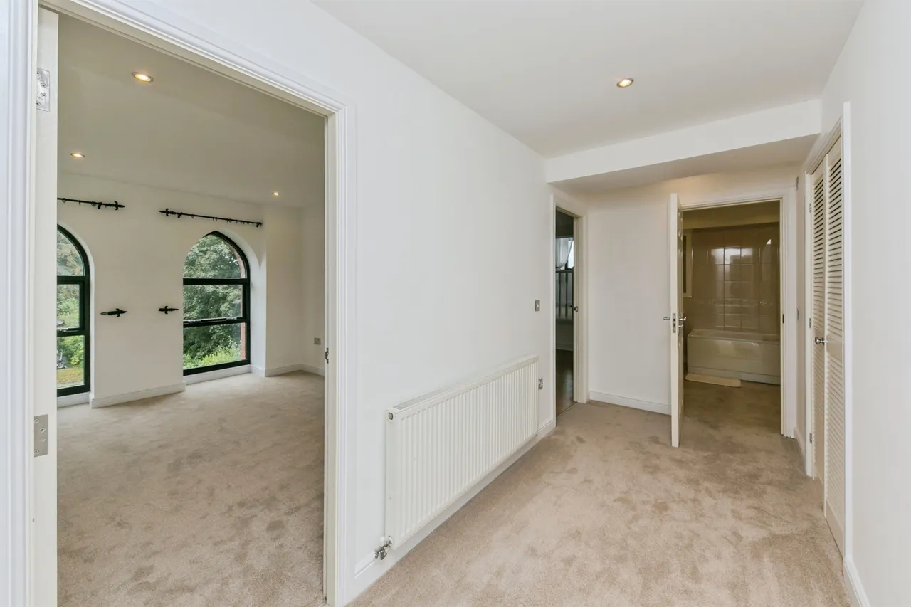 Barbers Lane, Northwich, CW8, photo 15