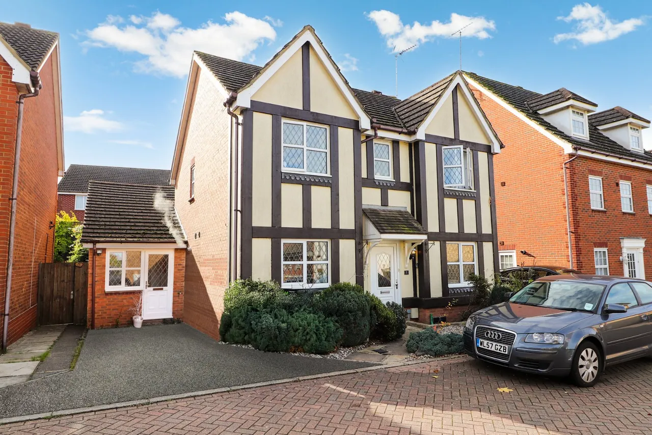 5 bed house for sale, Quantock Close, Great Ashby, SG1