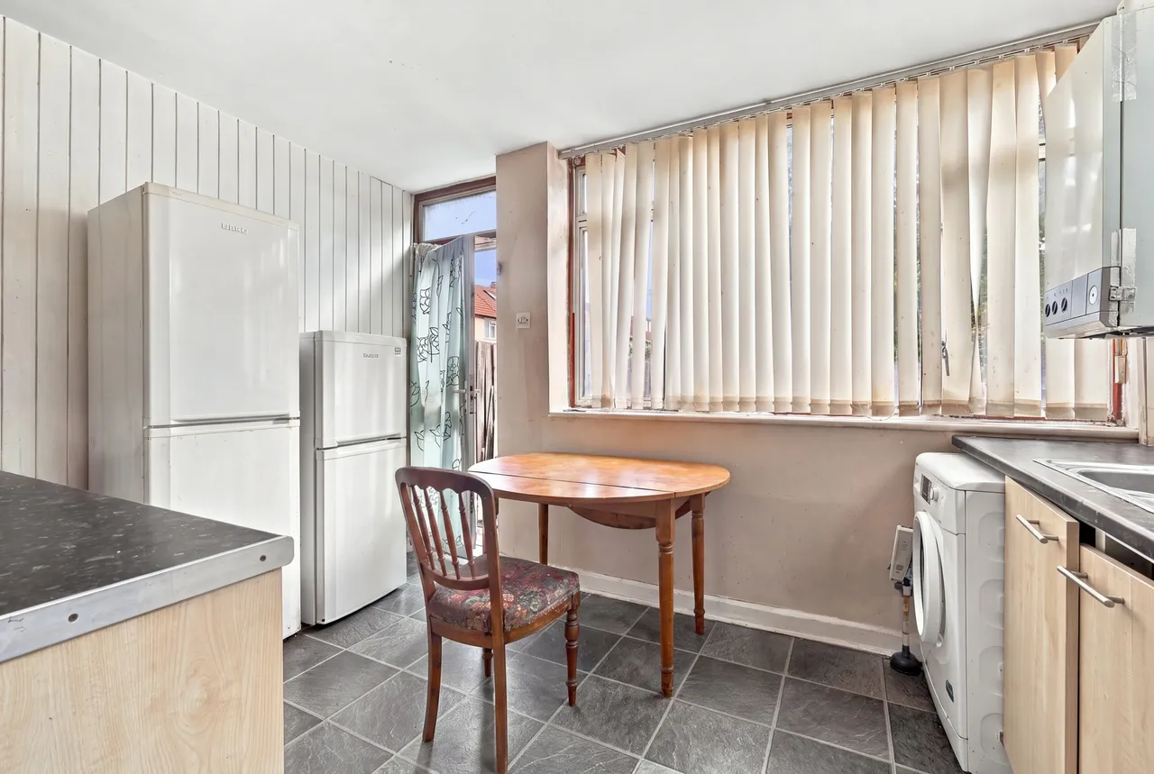 Eleanor Cross Road, Waltham Cross, EN8, photo 13