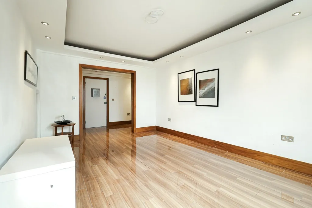 Edgware Road, Paddington, W2, photo 11