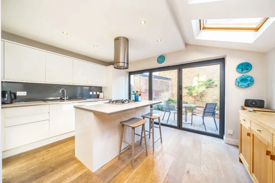 Okeburn Road, SW17, photo 4