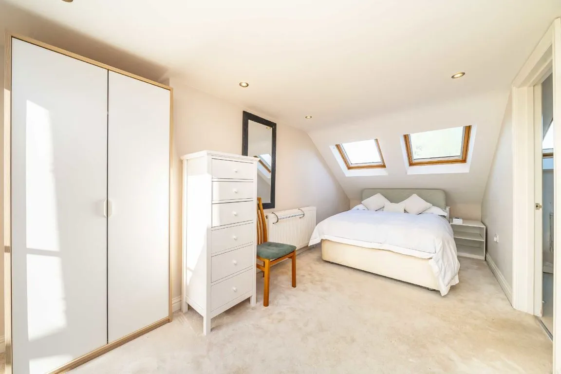 Okeburn Road, SW17, photo 6