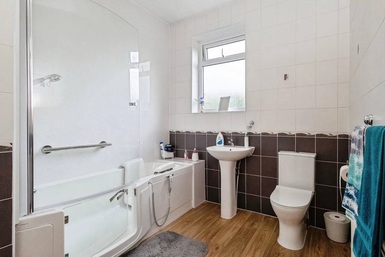 Booth Street, Denton, Manchester, M34, photo 16