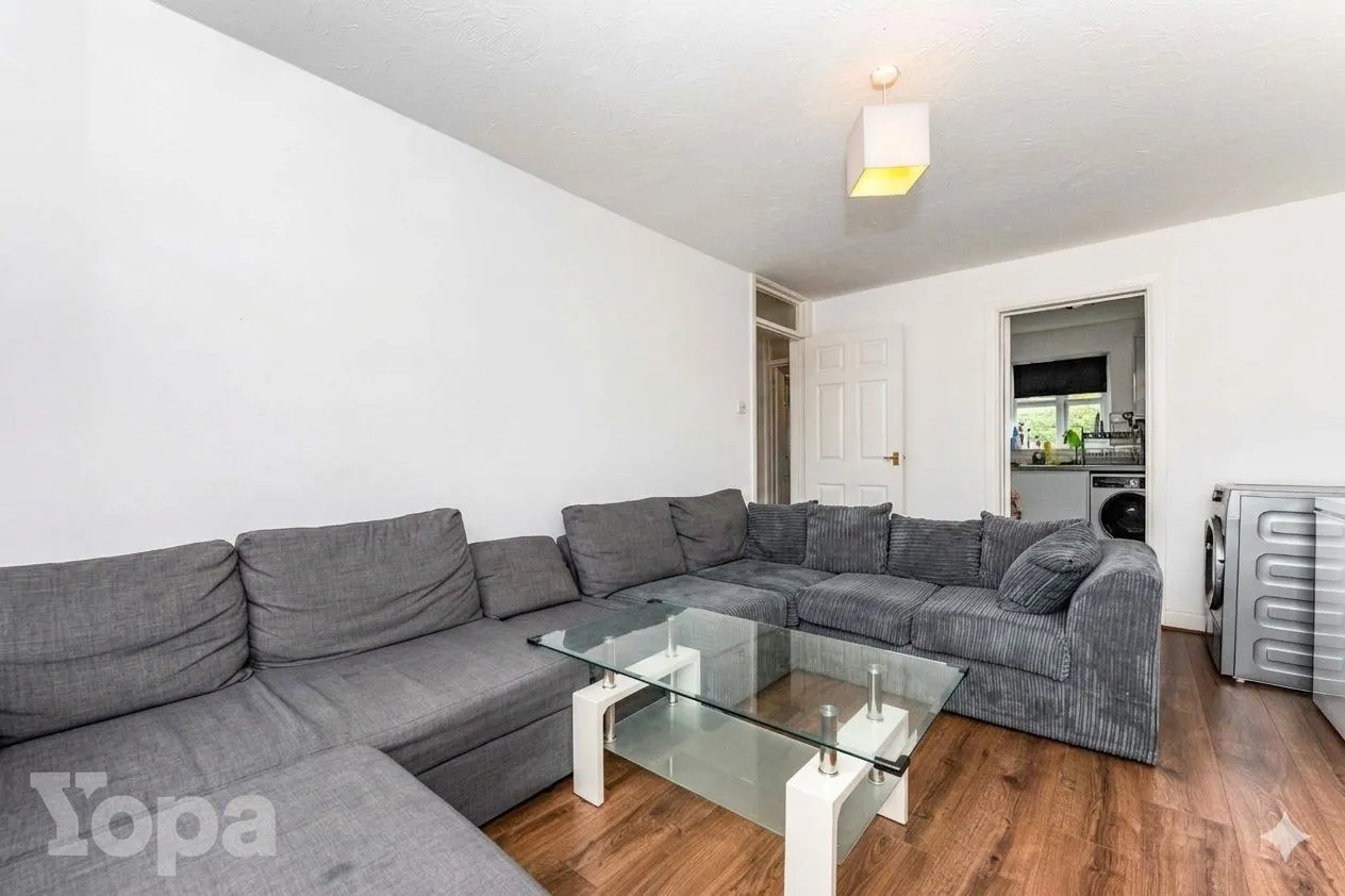 Eton Way, Dartford, DA1, photo 3