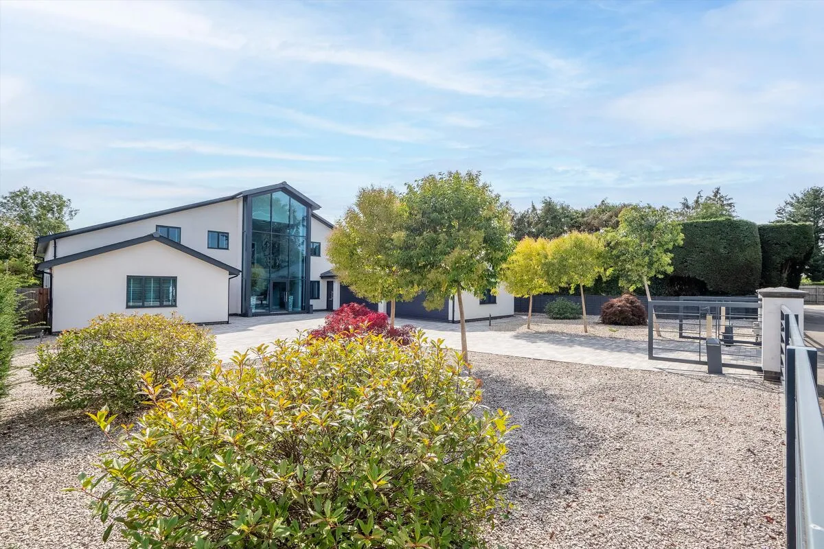 5 bed house for sale, Avonbank Drive, Stratford-upon-Avon, CV37