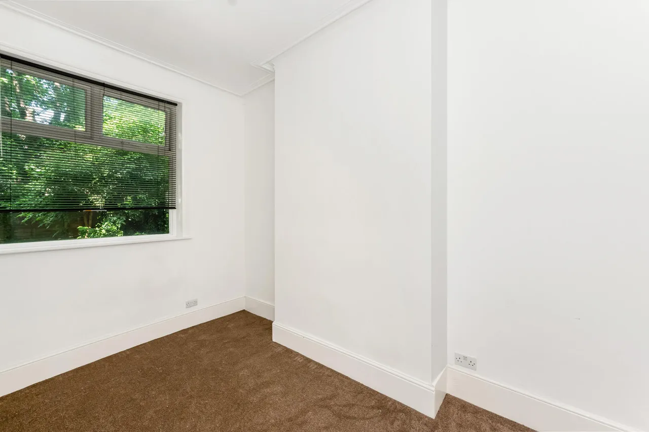Thurlow Park Road, London, photo 5