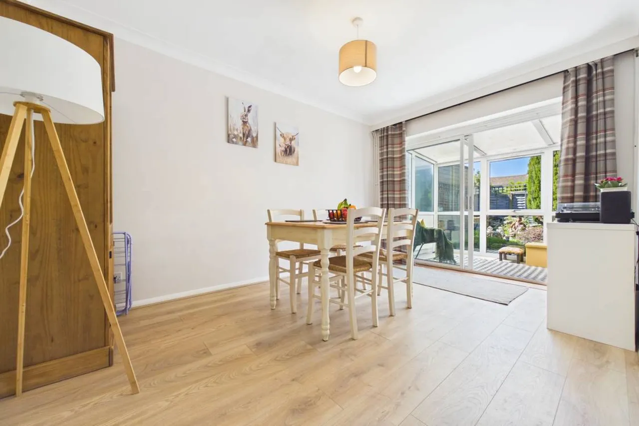 The Avenue, Mortimer Common, RG7, photo 5