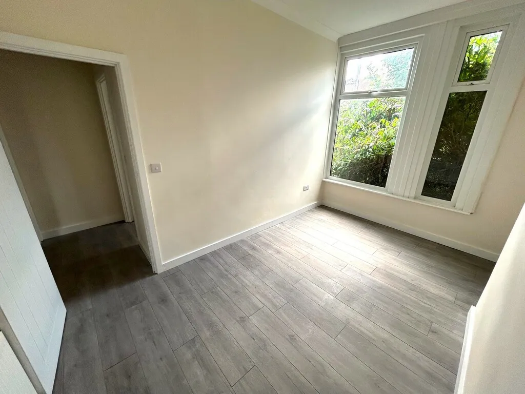 Knox Road, Forest Gate, photo 6
