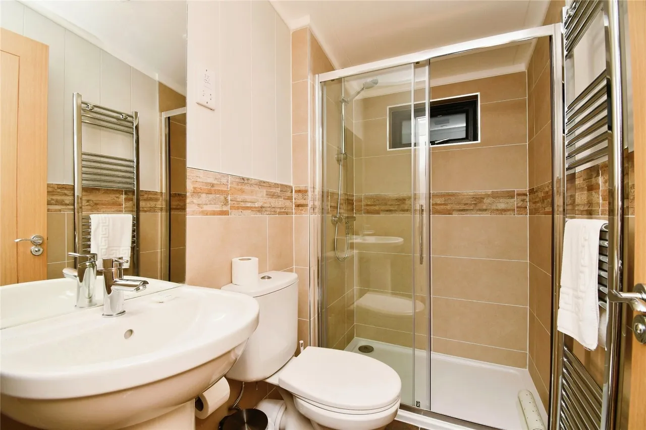 Fishguard Bay Resort, SA65, photo 11