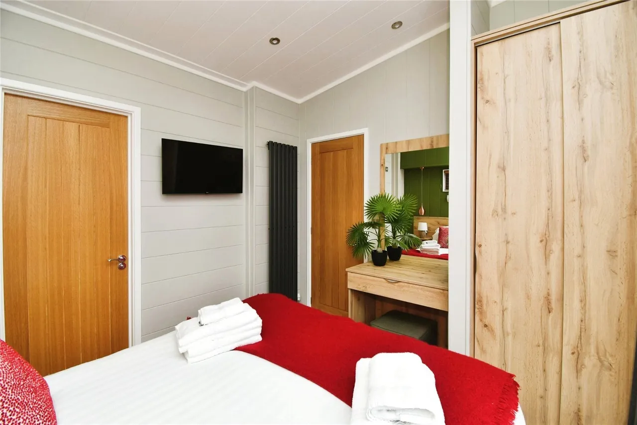 Fishguard Bay Resort, SA65, photo 20