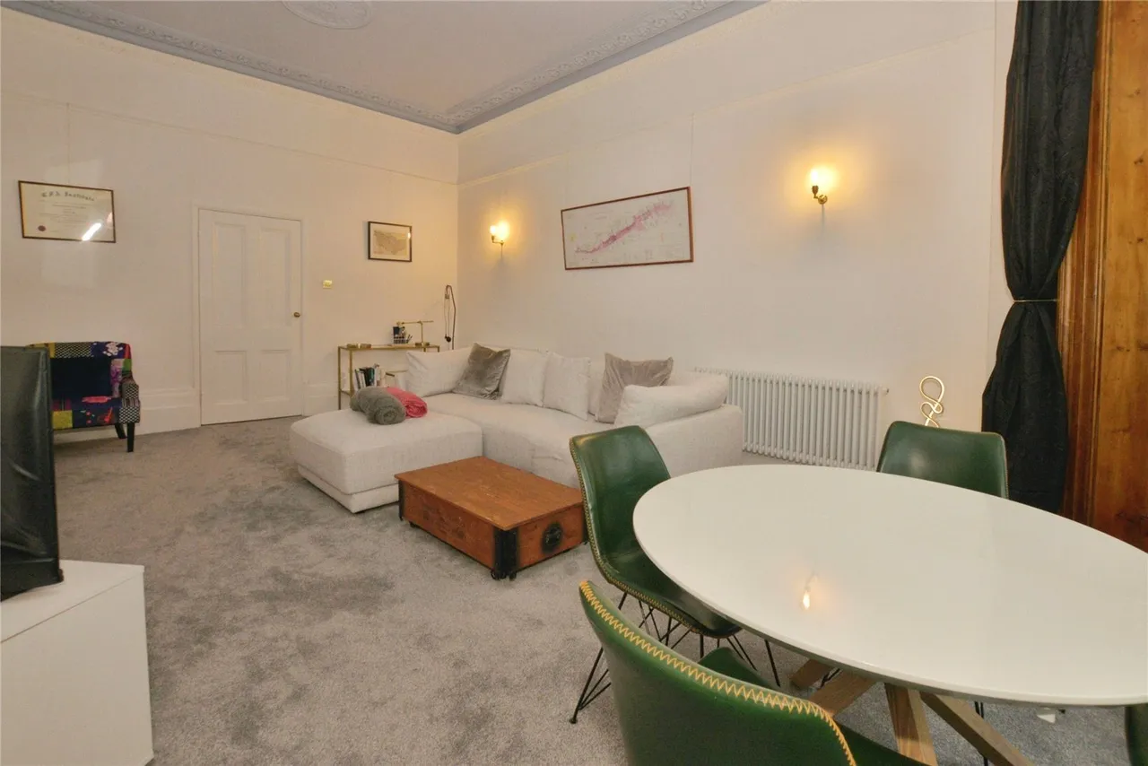 Earls Avenue, Folkestone, Kent, CT20, photo 4
