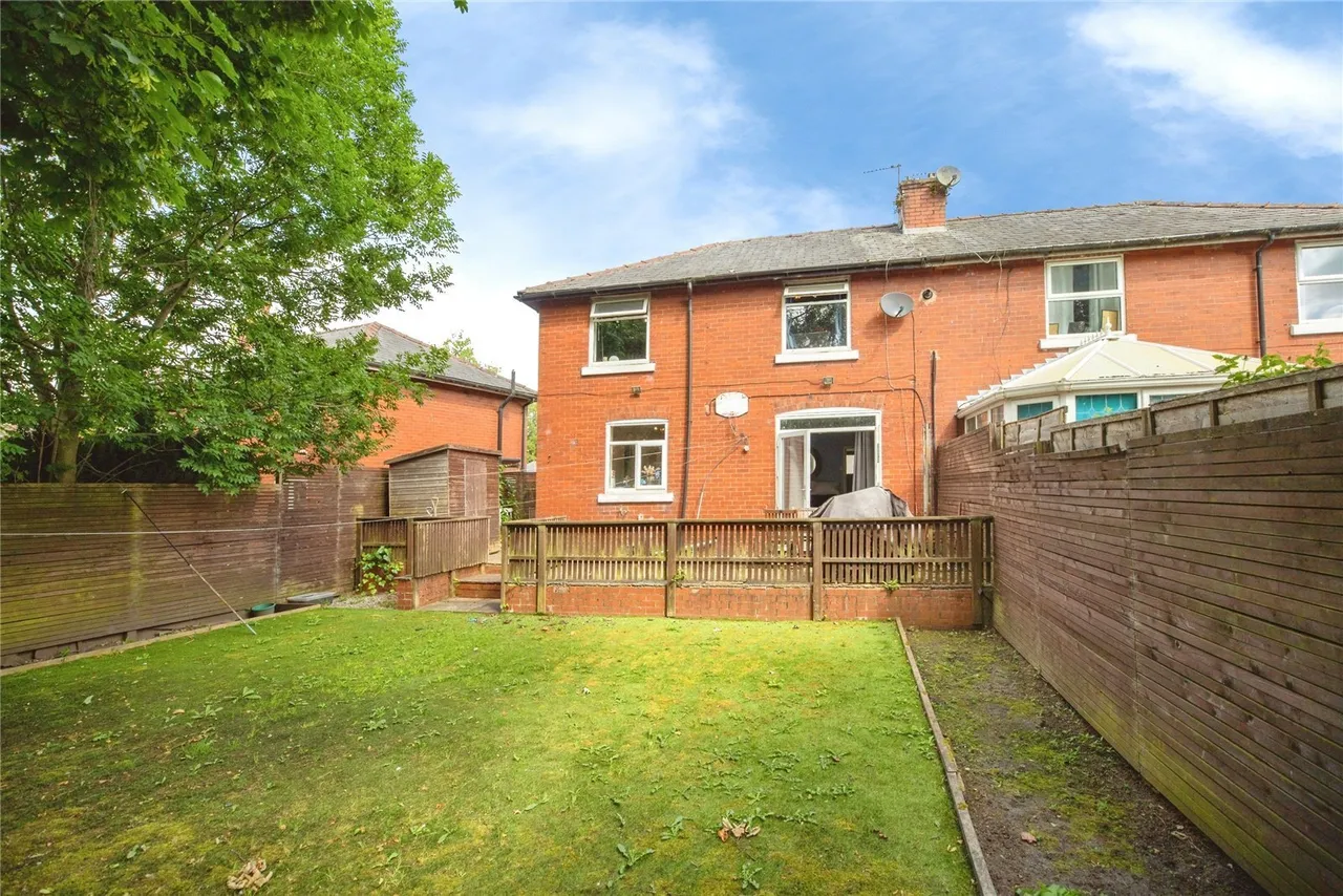 Palatine Drive, Bury, BL9, photo 2