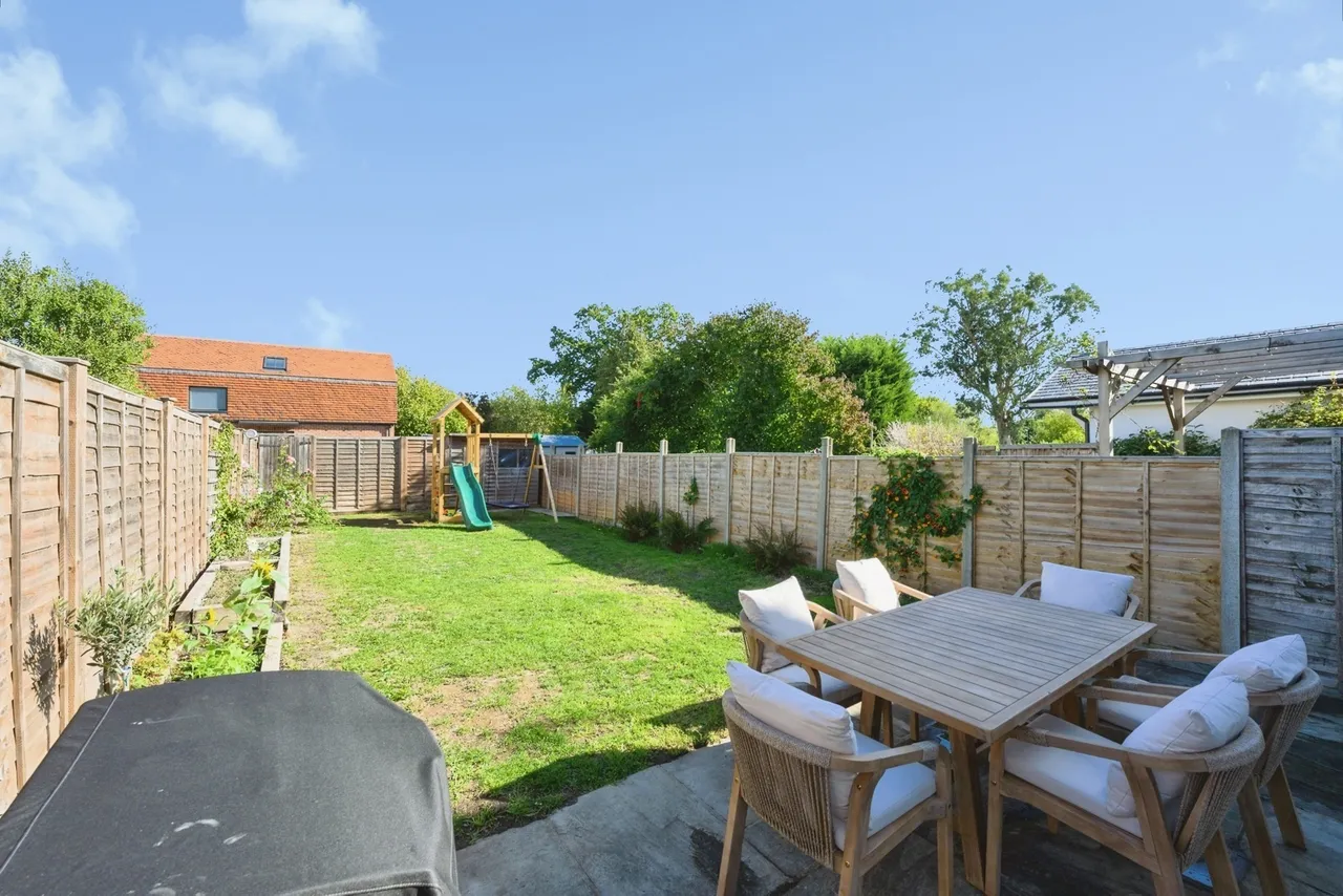 Albury Road, Merstham, RH1, photo 5