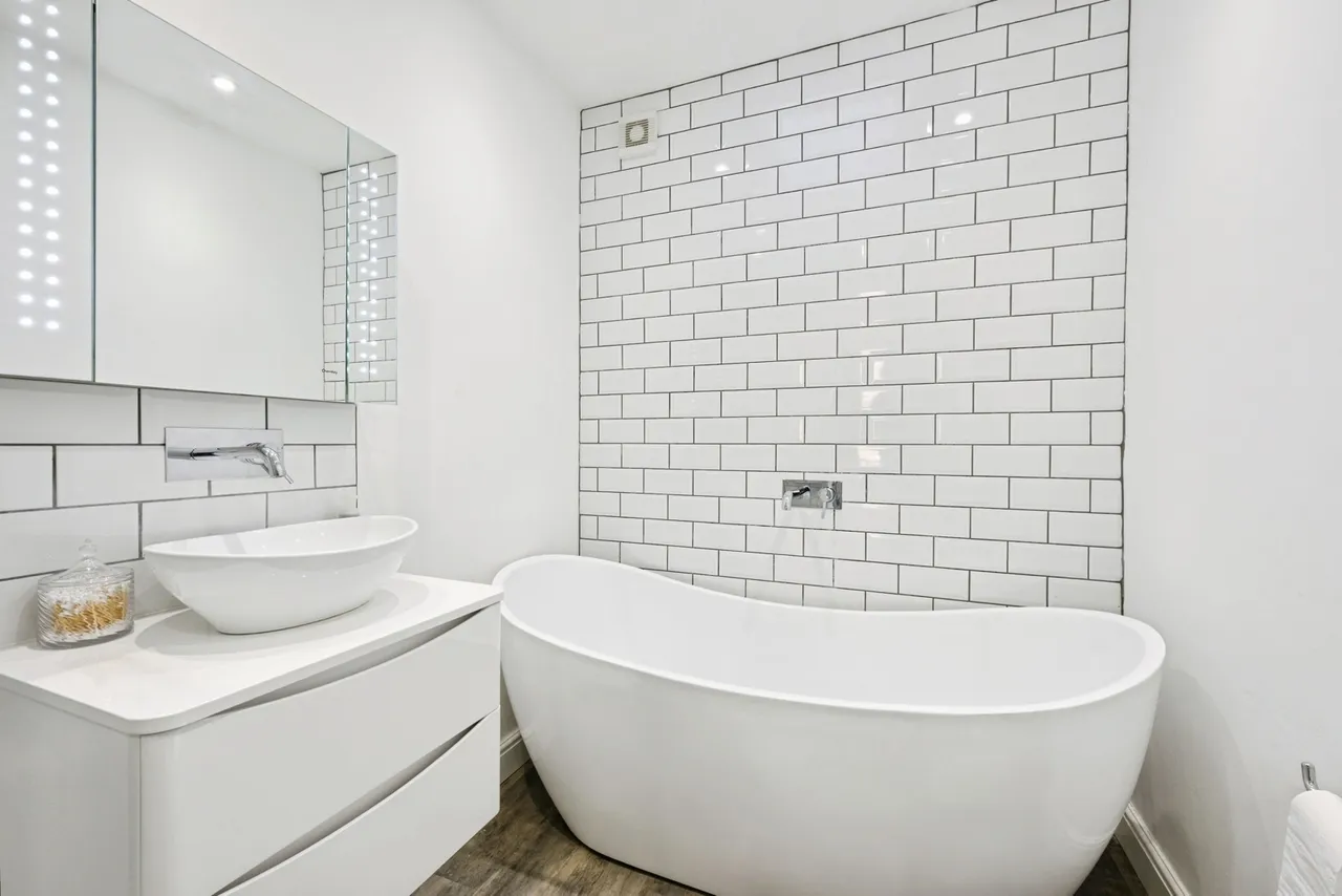 Albury Road, Merstham, RH1, photo 8
