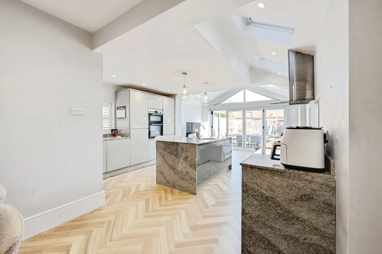 Albury Road, Merstham, RH1, photo 13