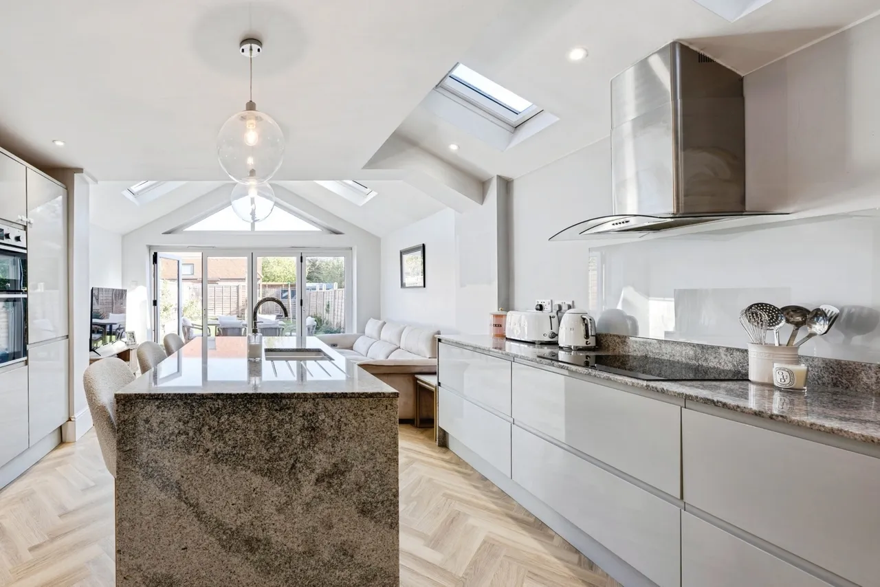 Albury Road, Merstham, RH1, photo 4