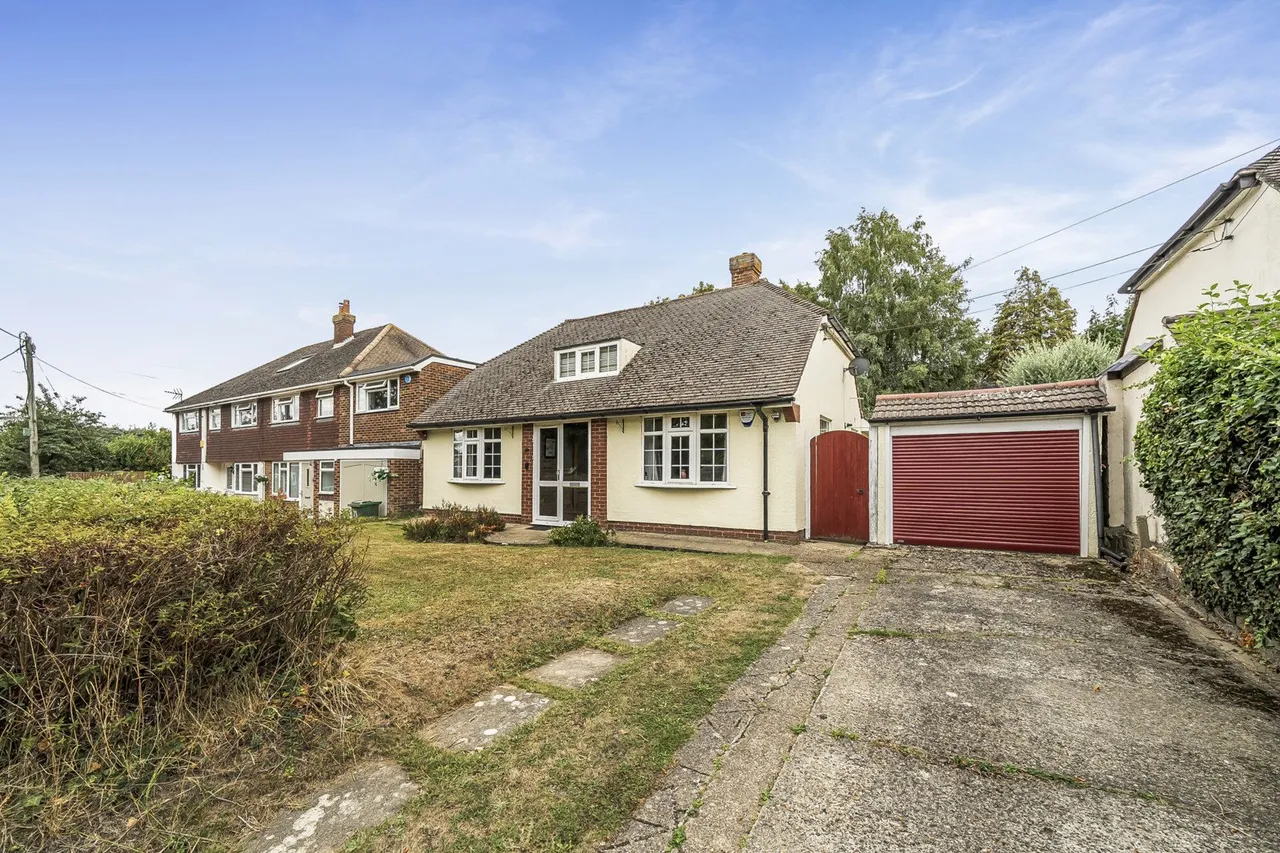3 bed house for sale — Old Chapel Road, Swanley, BR8