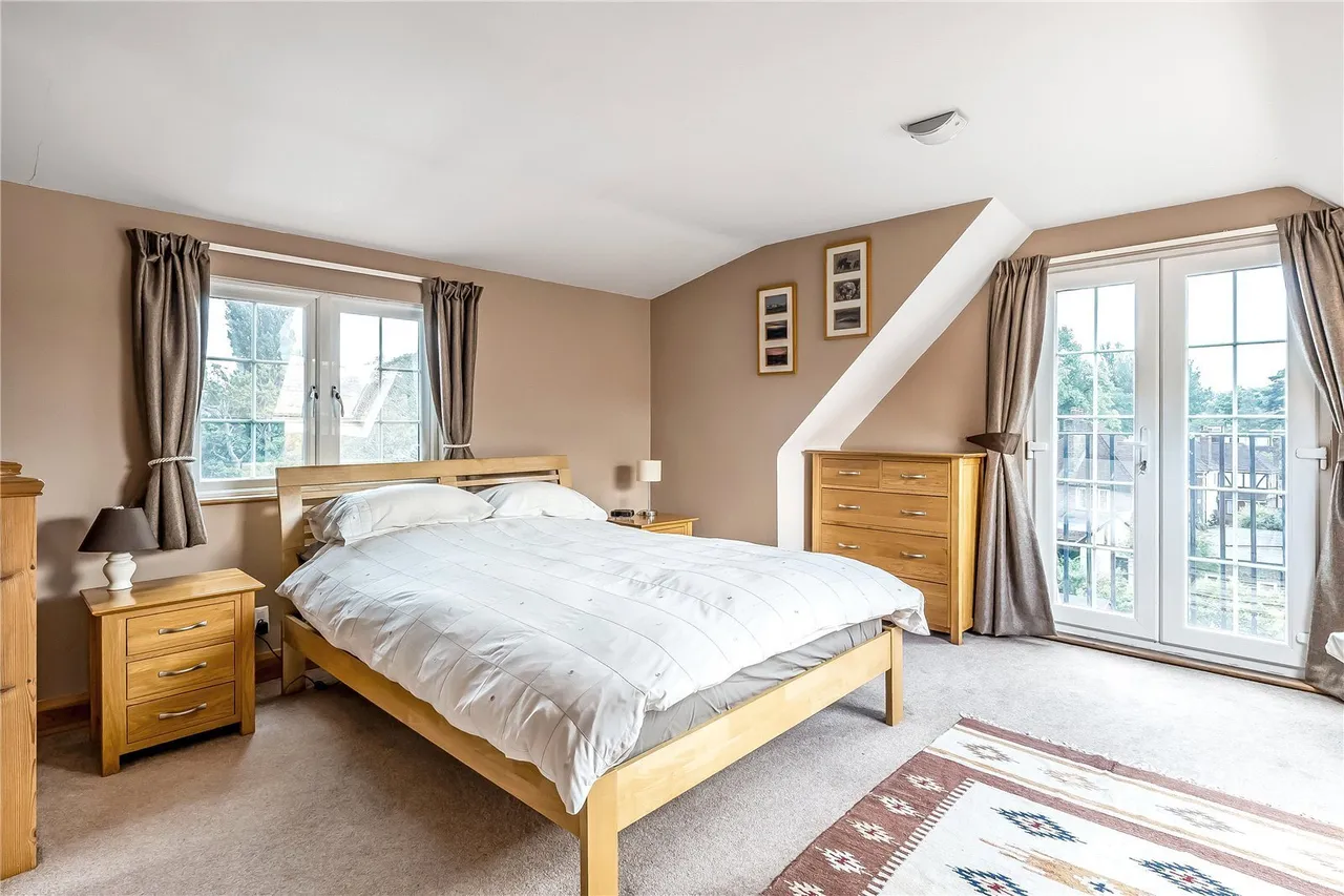 Church Street, Reigate, RH2, photo 8