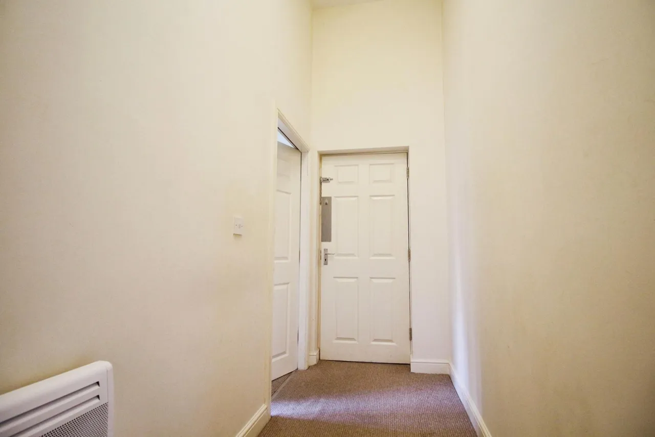 Station Road, Batley, WF17, photo 10