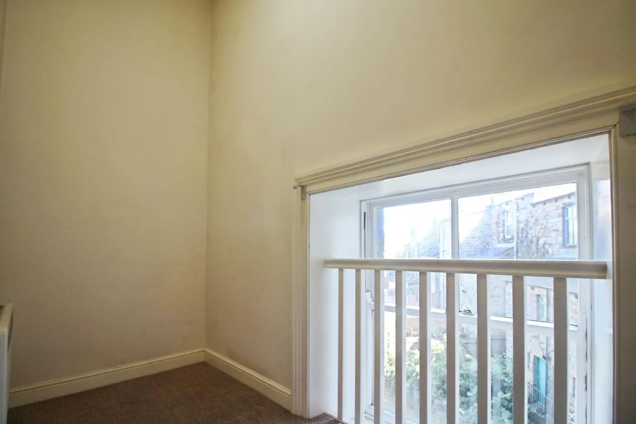 Station Road, Batley, WF17, photo 8