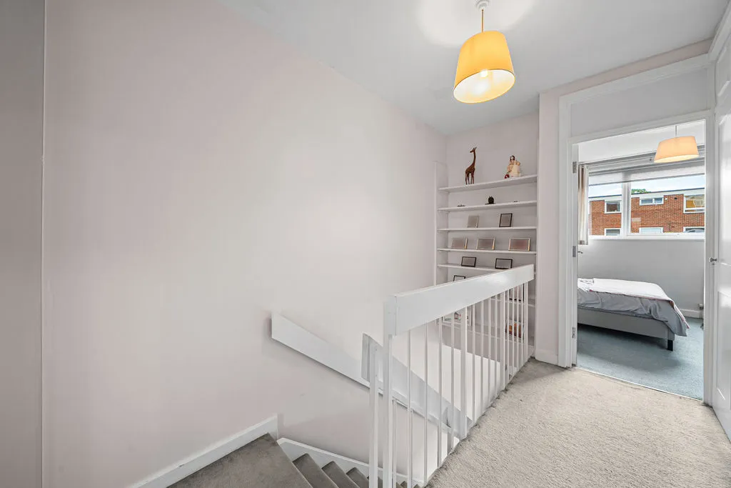 Hersham Road, Walton-On-Thames KT12 1RF, photo 8