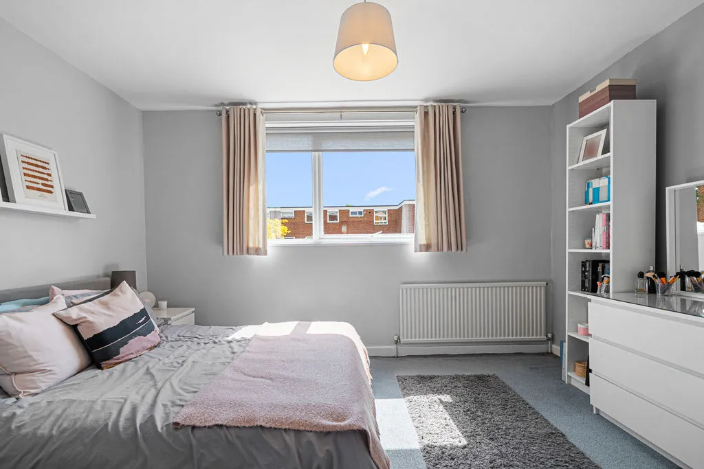 Hersham Road, Walton-On-Thames KT12 1RF, photo 7
