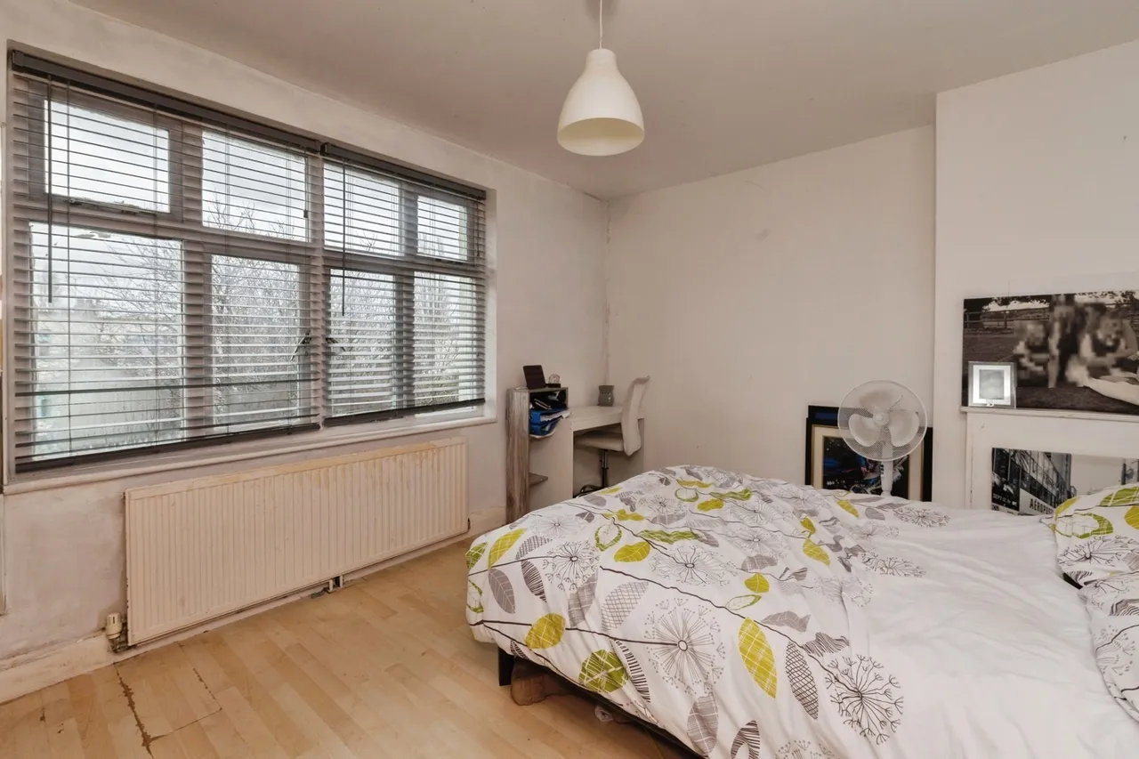 Bata Avenue, East Tilbury, Tilbury, Essex, RM18, photo 3