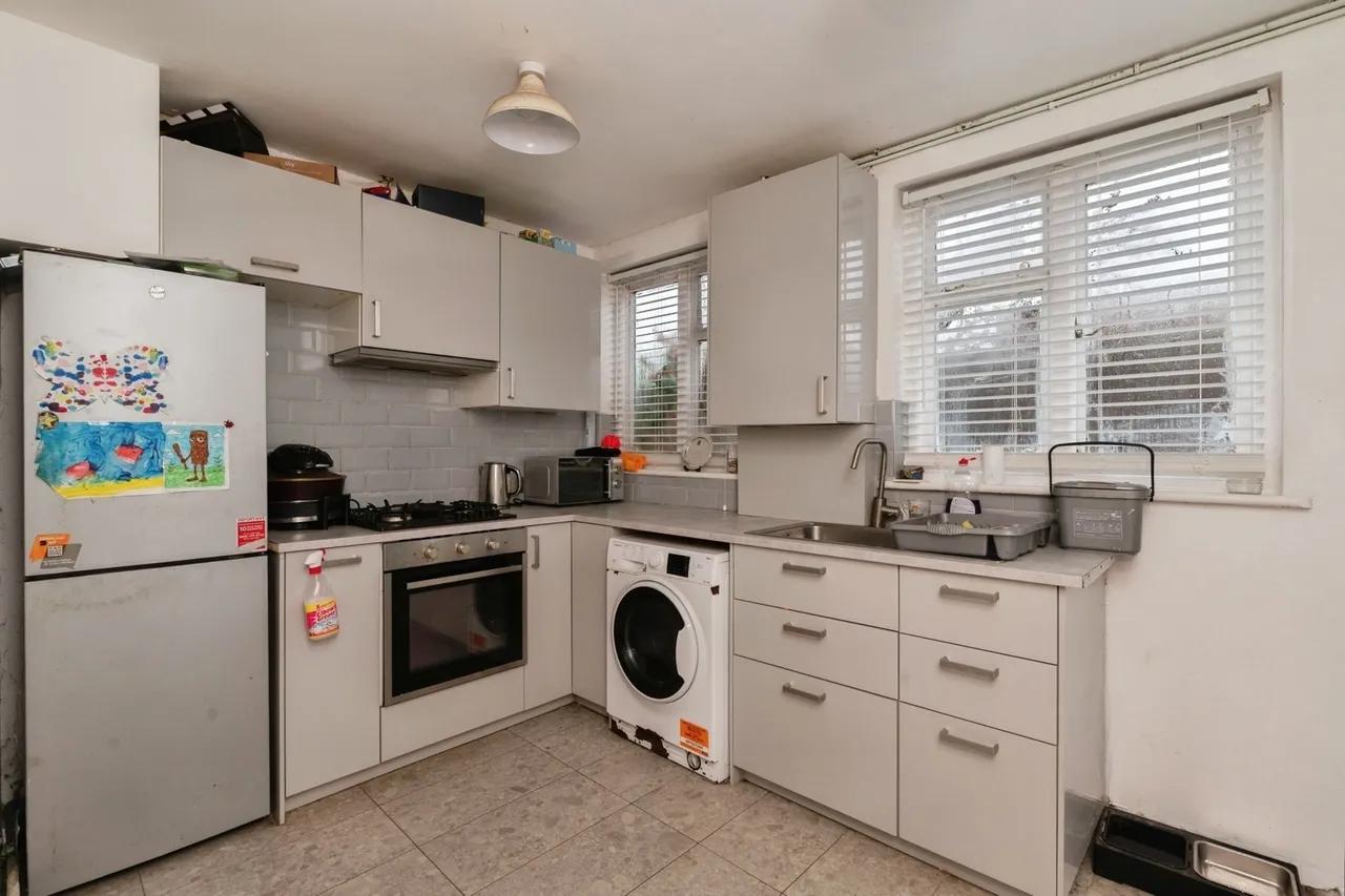 Bata Avenue, East Tilbury, Tilbury, Essex, RM18, photo 8