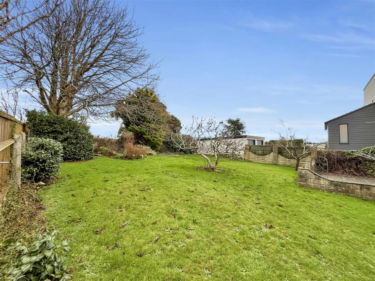 Brackendown Avenue, Weymouth, DT3 6HX, photo 17
