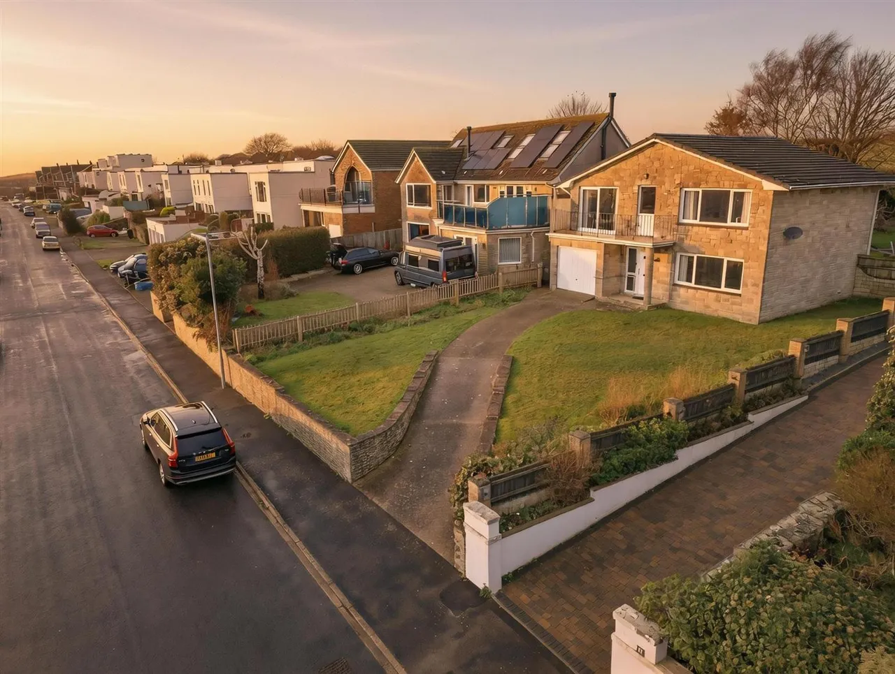 Brackendown Avenue, Weymouth, DT3 6HX, photo 2