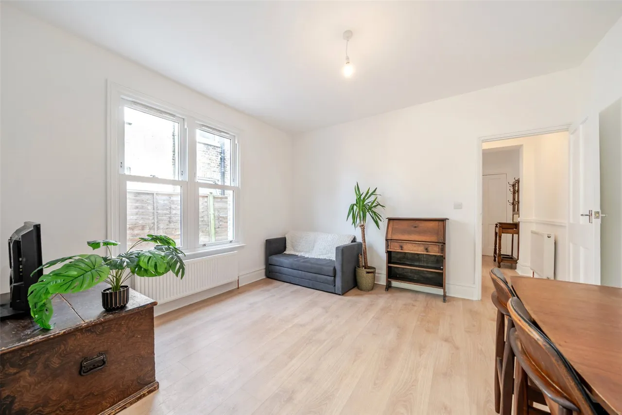 Loxton Road, SE23, photo 2