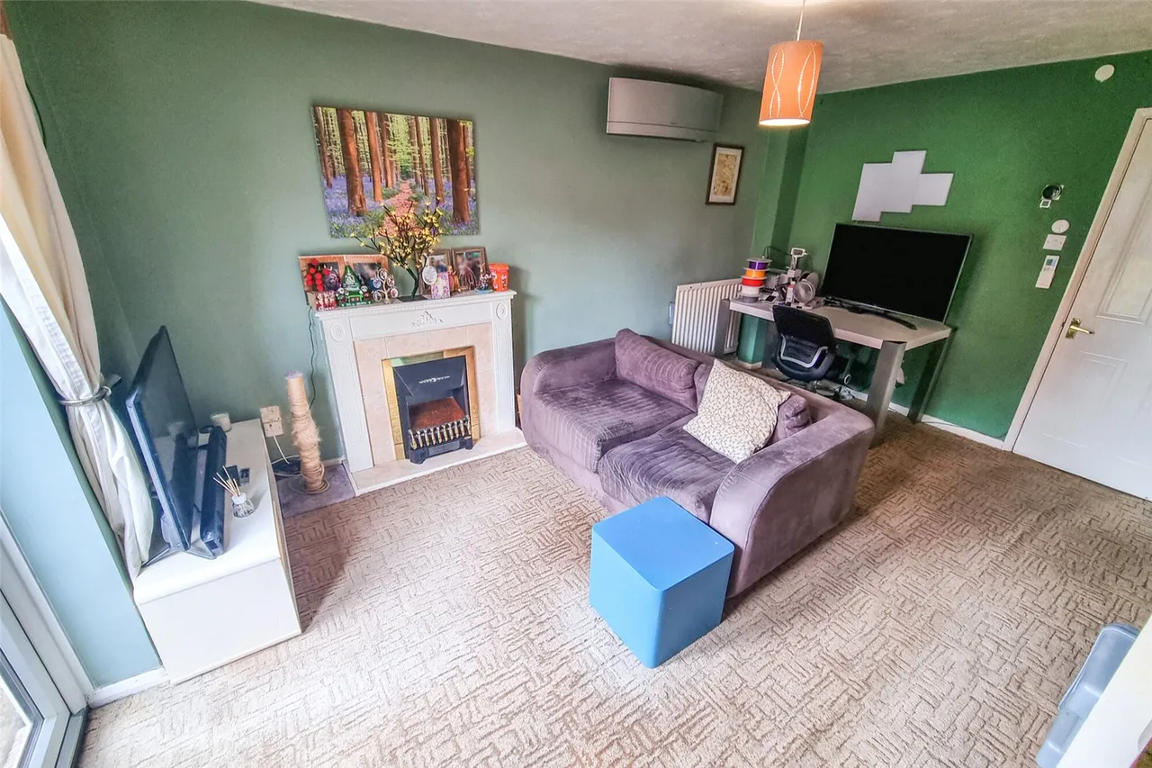 Derry Close, Ash Vale, Guildford, Surrey, GU12 5SR, photo 5