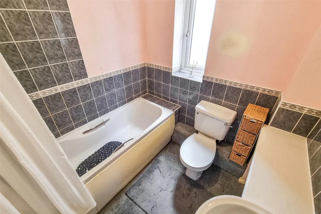 Derry Close, Ash Vale, Guildford, Surrey, GU12 5SR, photo 11