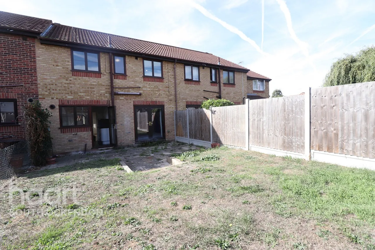 Elmdon Road, South Ockendon, RM15, photo 7