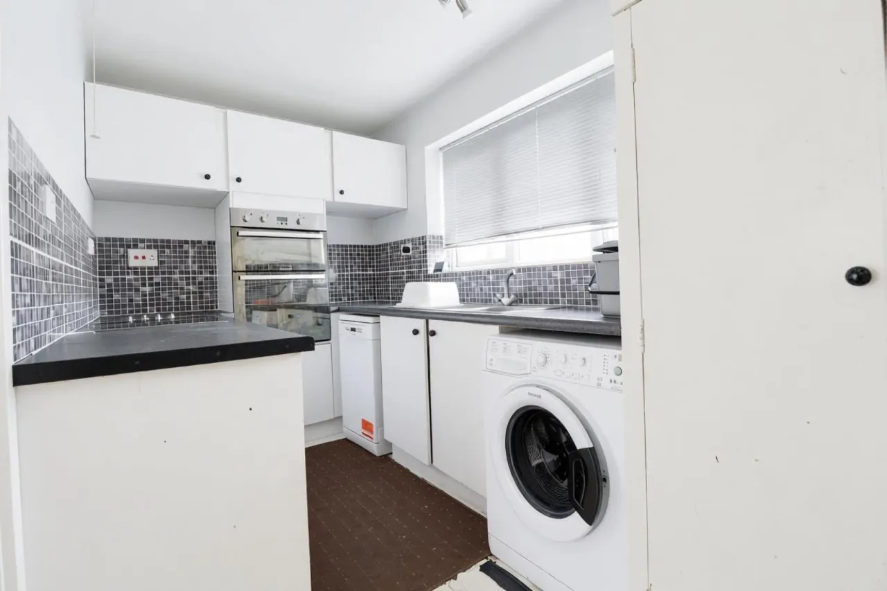 Harrowby Drive, Newcastle, photo 5