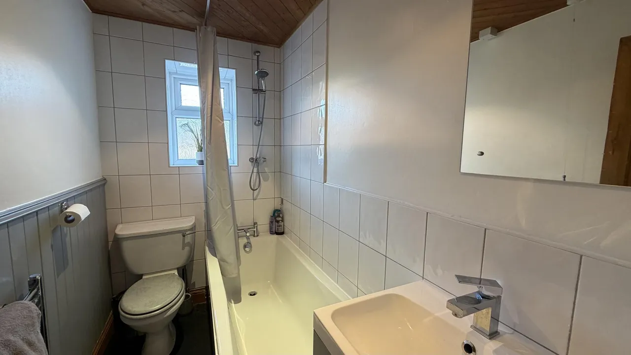 Cresswell Place, Bradford, BD7, photo 18