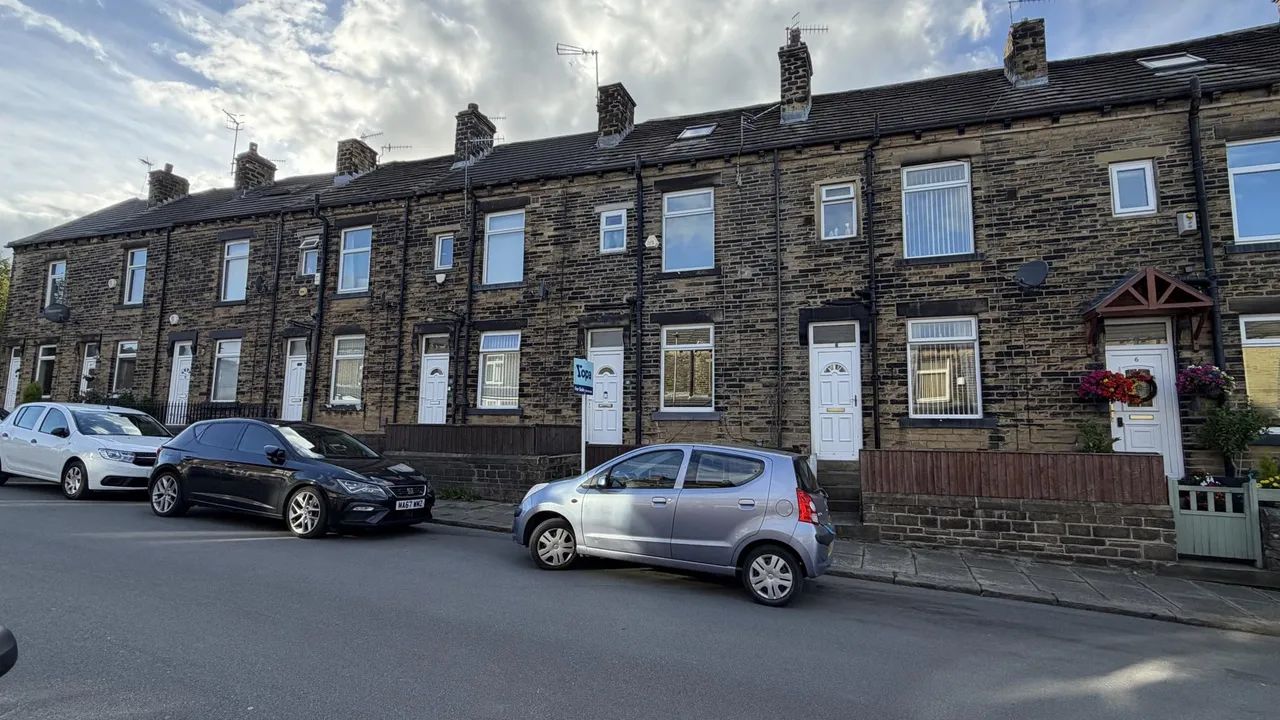 Cresswell Place, Bradford, BD7, photo 3